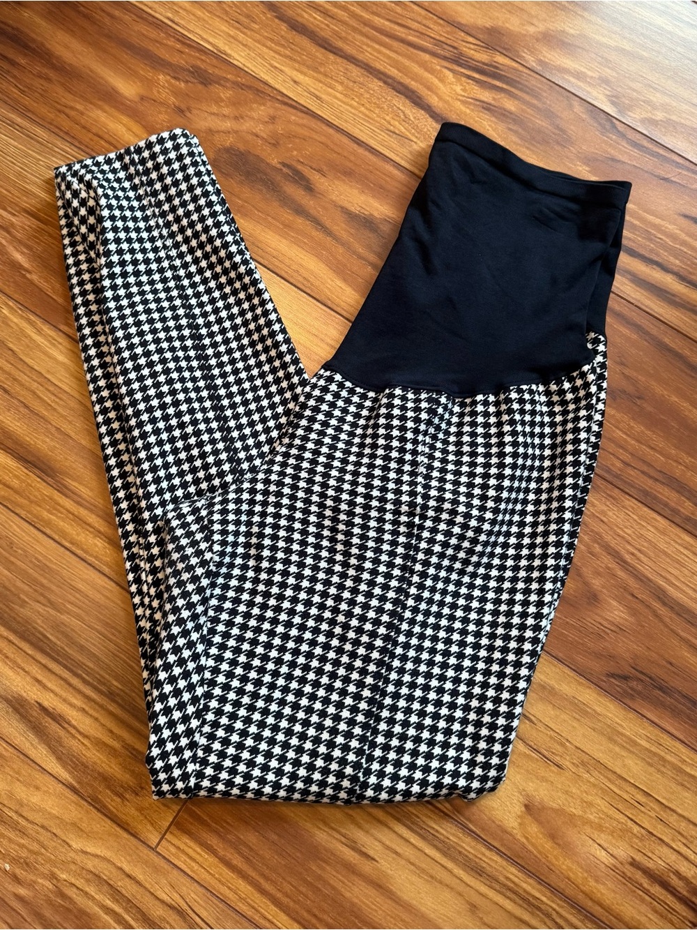 Old Navy Maternity Houndstooth Pants Medium Over Belly Stretch Workwear